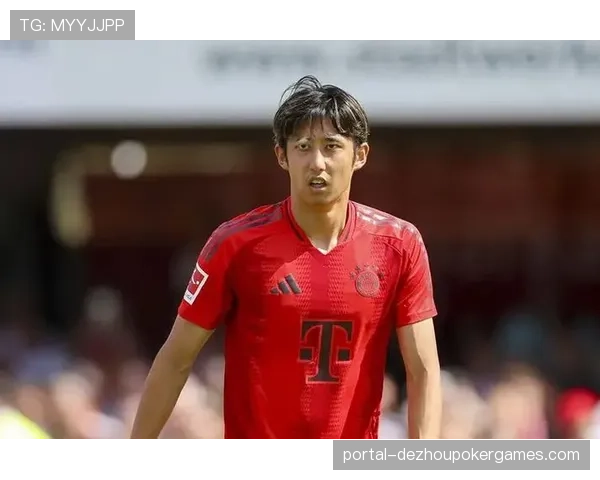 拜仁中后卫伊藤洋辉可能今夏离队，俱乐部考虑合适报价